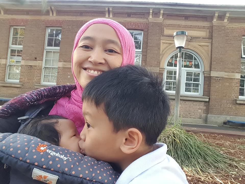 Hijabi mum and siblings 1